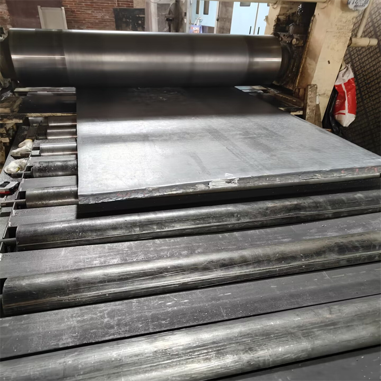 铅板轧制 (1).jpg 铅板轧制 (1).jpg